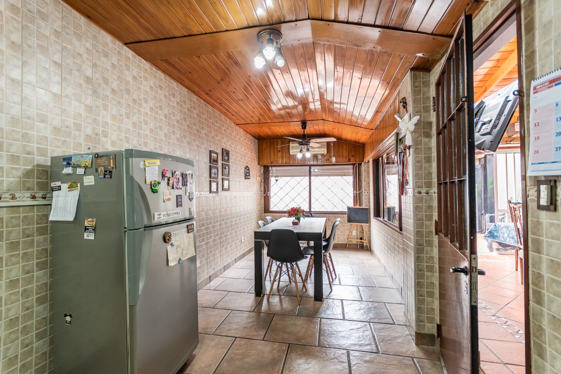 Casa 4 Ambientes Venta Carapachay Quincho Patio