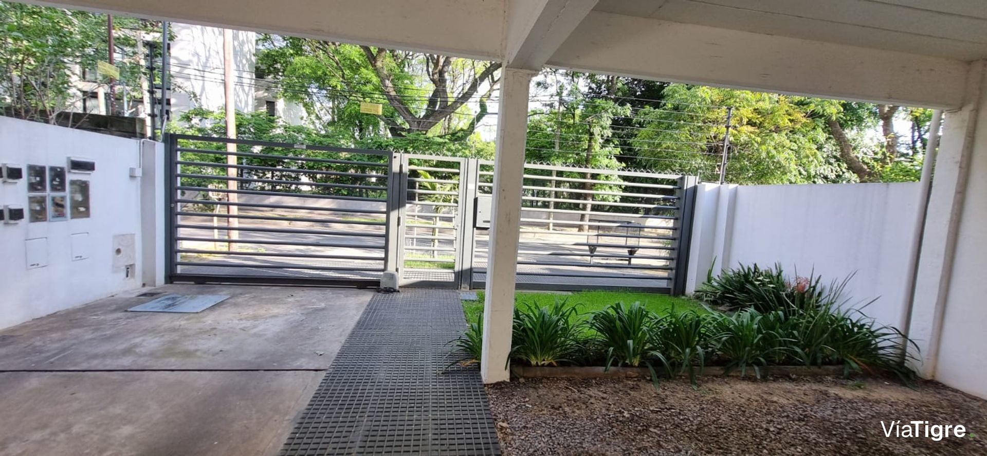 Departamento 3 Ambientes C/Cochera En San Isidro