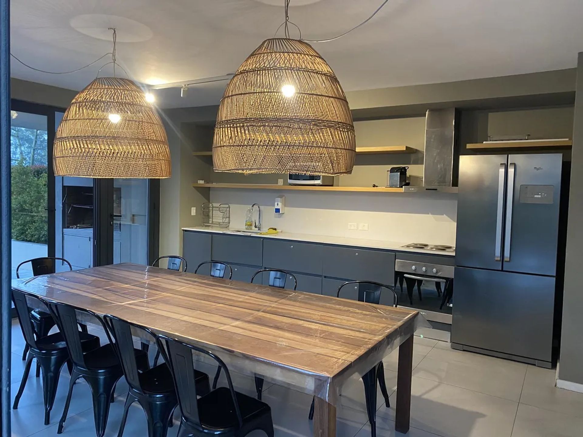 Departamento 2 amb. con Balcón, Parrilla, Cochera