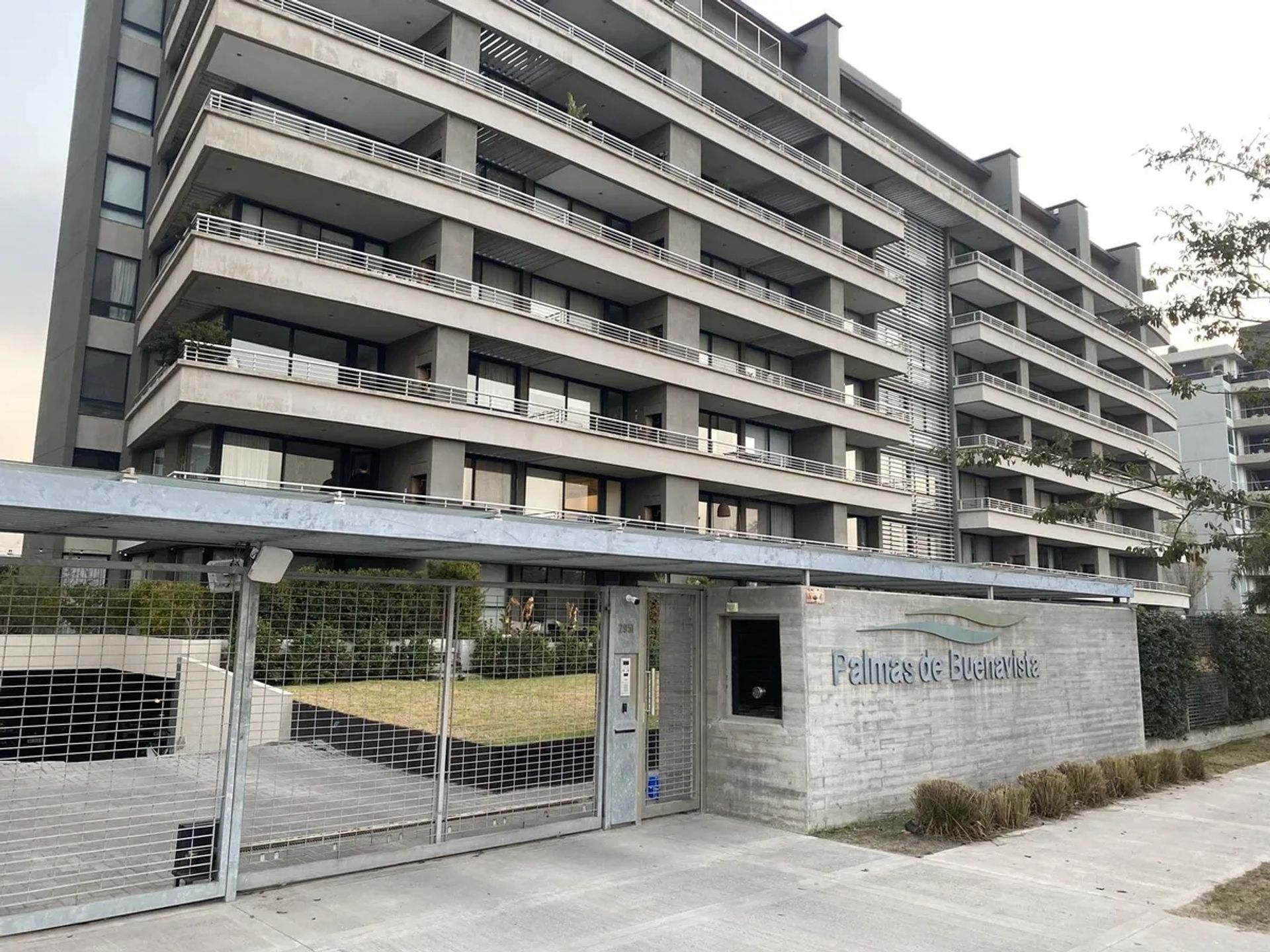 Departamento 2 amb. con Balcón, Parrilla, Cochera