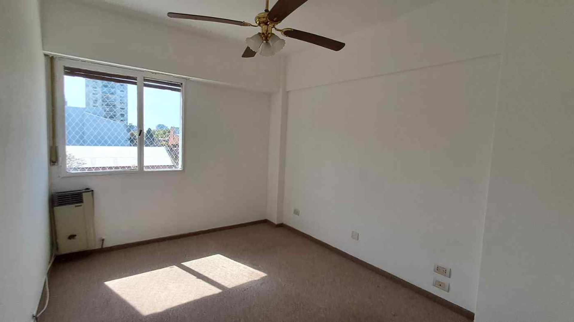 Venta departamento 3 Amb con cochera Florida Mitre