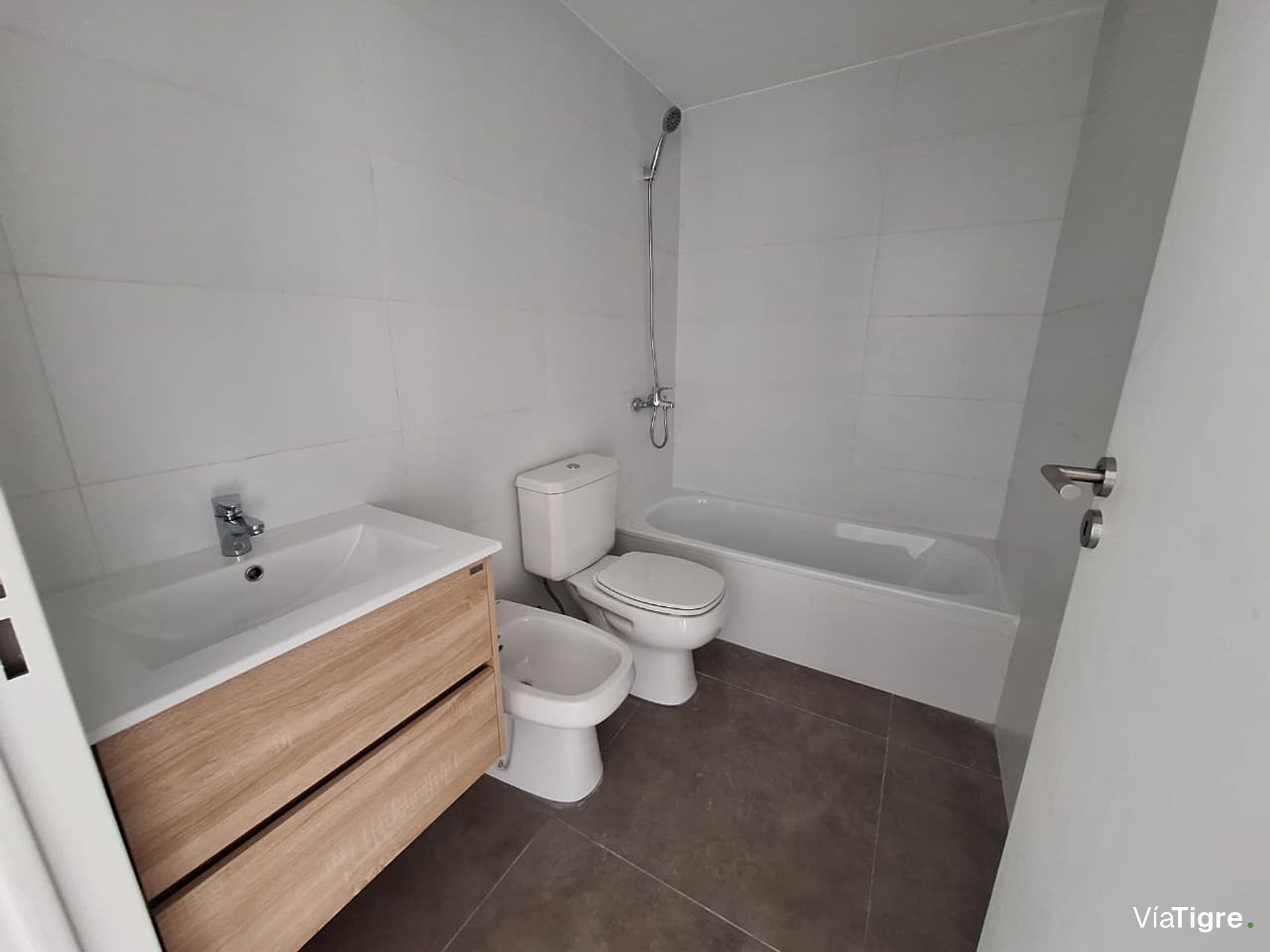 Venta Departamento 3 Ambientes Tigre Balcon