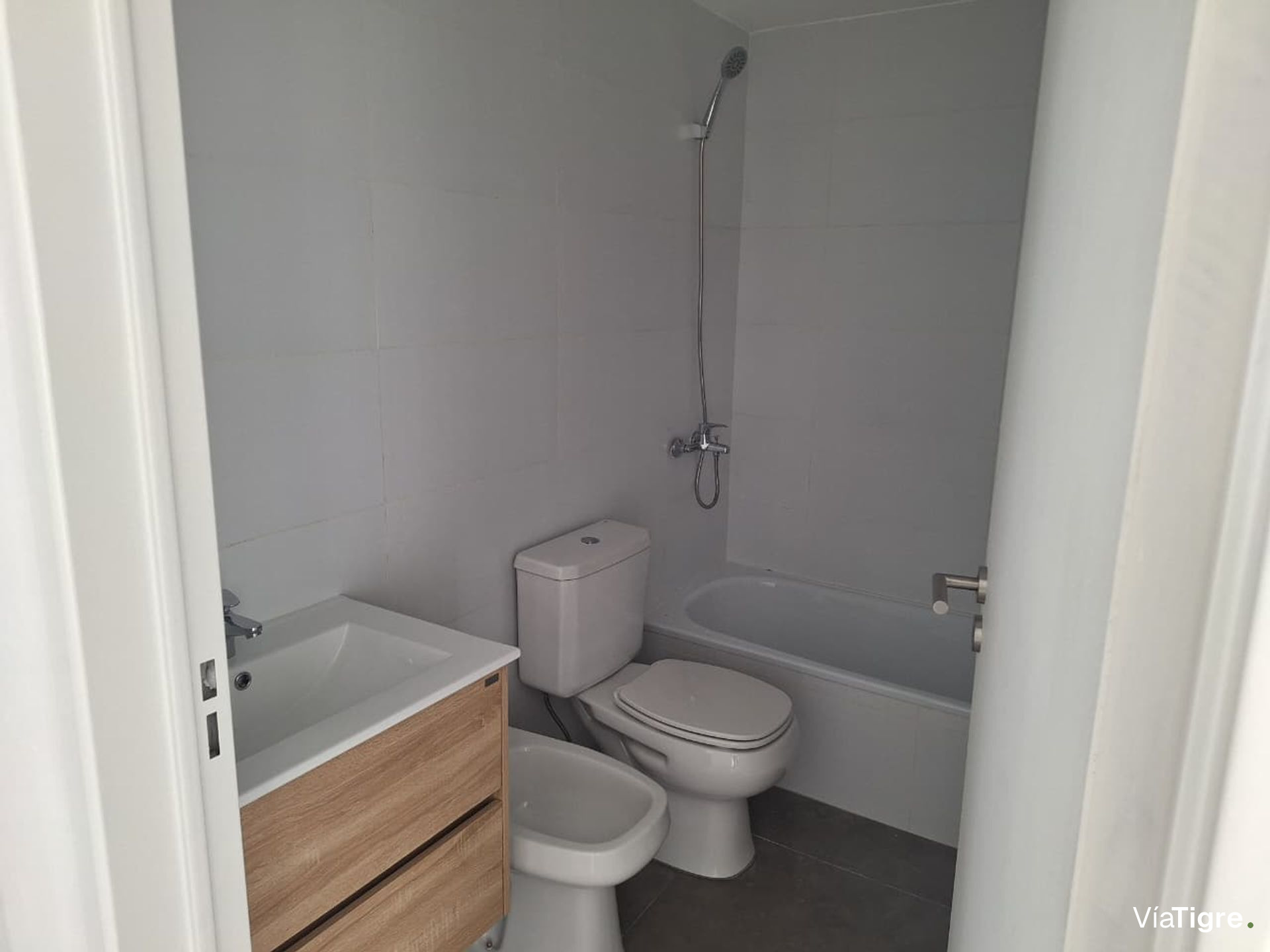 Venta Departamento 3 Ambientes Tigre Balcon