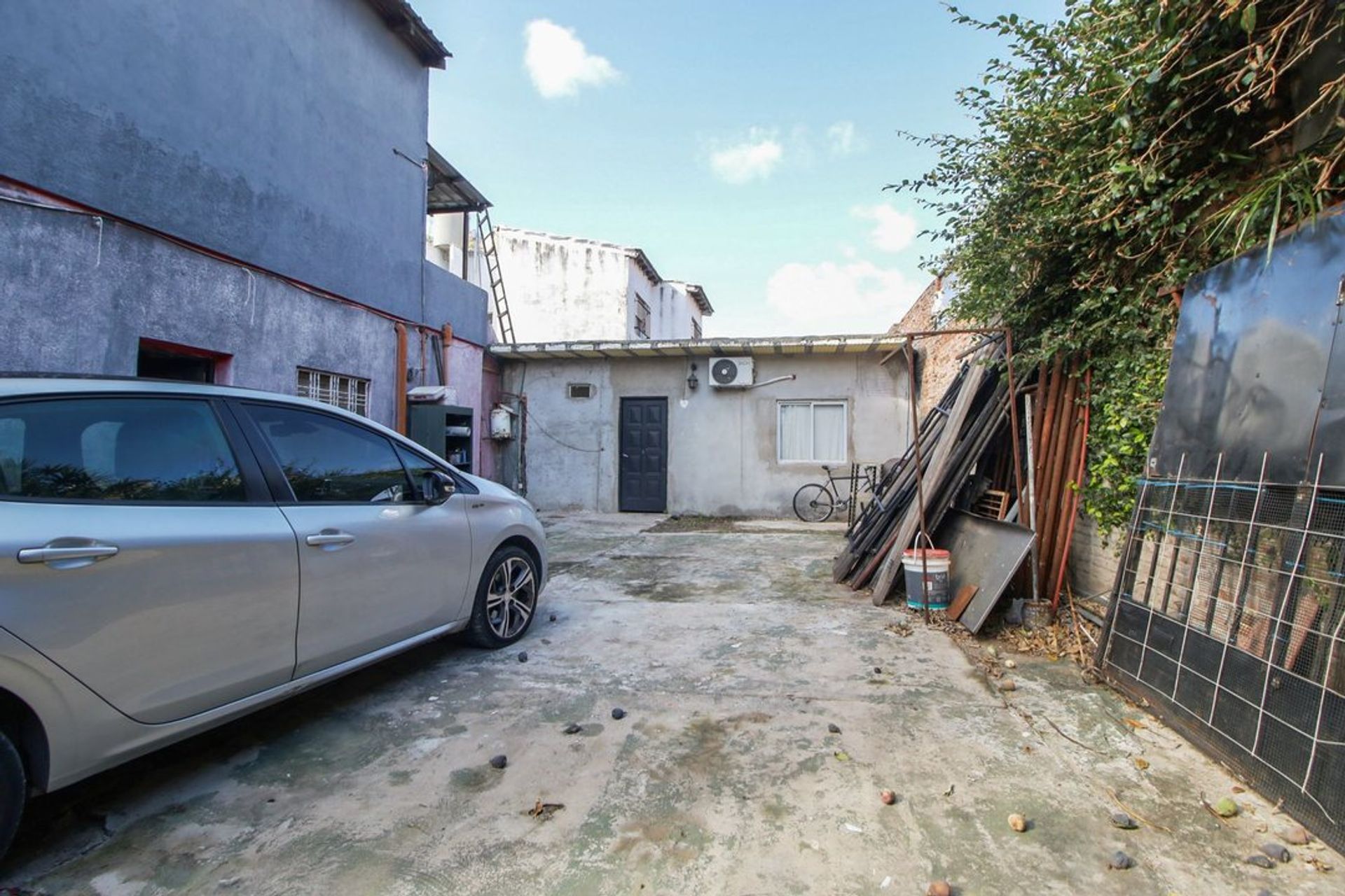 Casa Venta en Martinez Bloque mas 3 departamentos