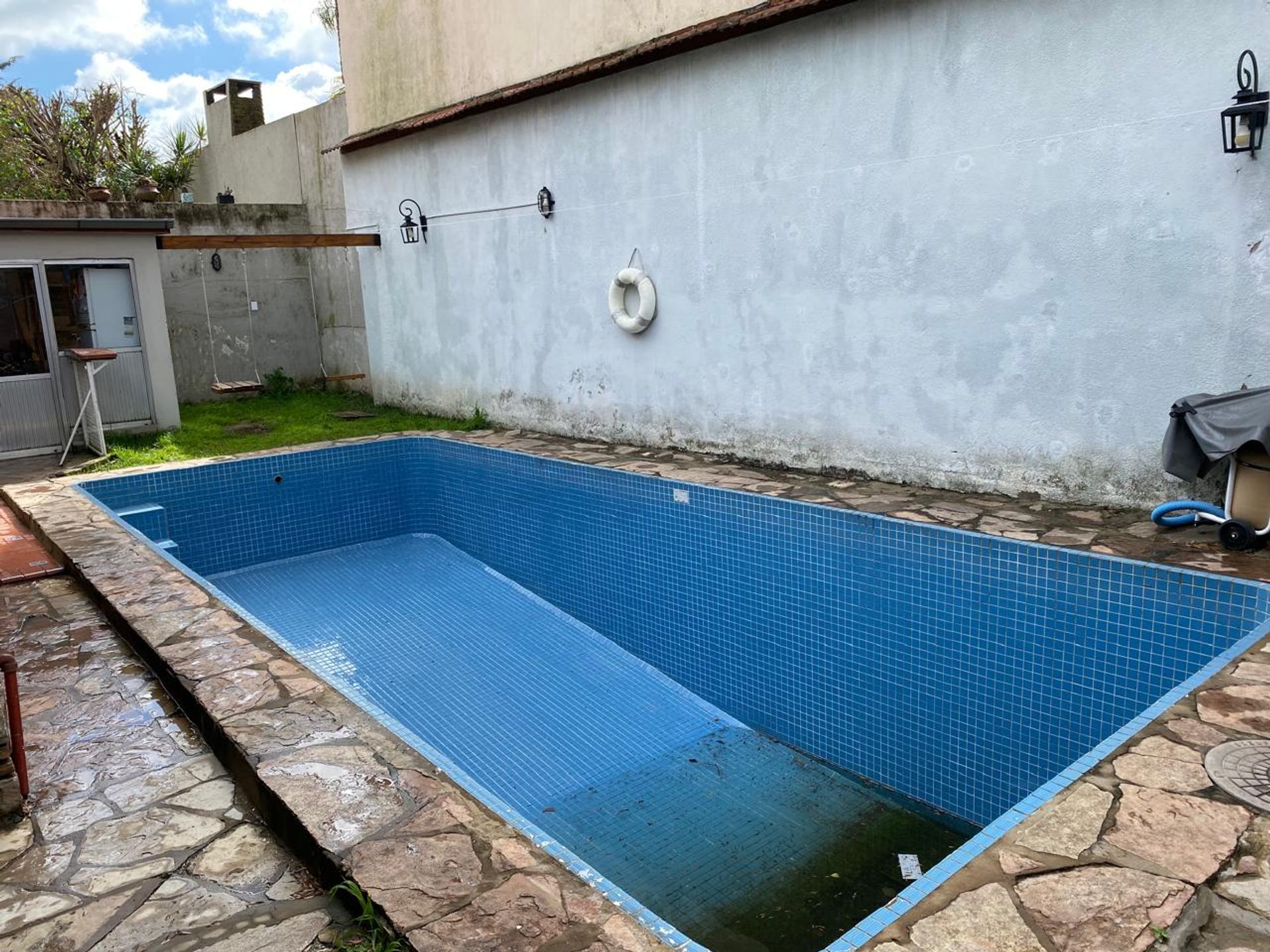 Martinez, Casa 6 Amb Con Pileta A Refaccionar