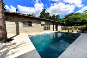 Rental 4-Room House with Pool, Furnished, Tigre, New