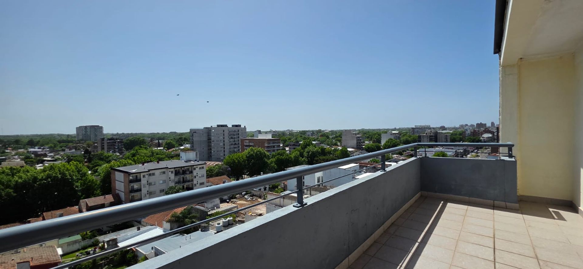 Depto En Venta De 3 Amb En Tigre Centro