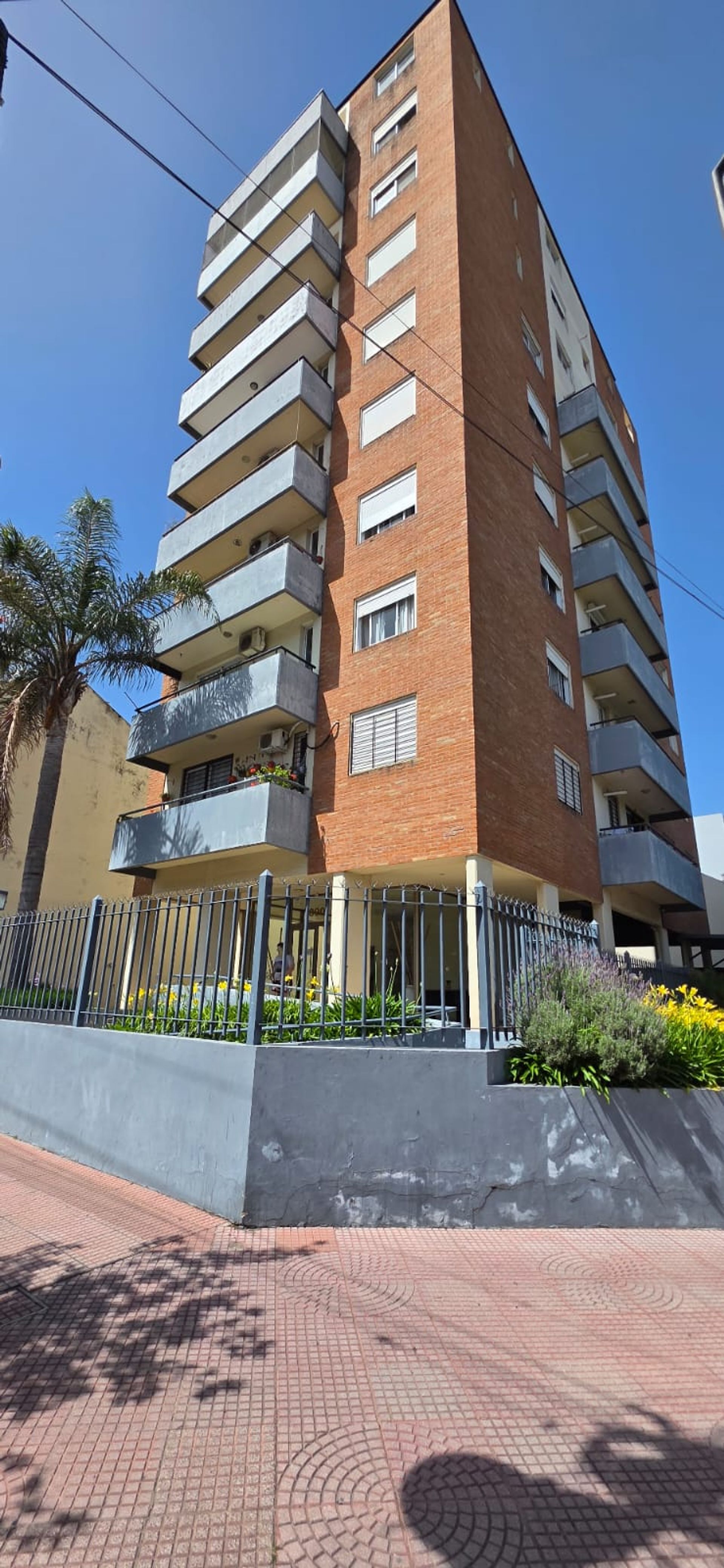 Depto En Venta De 3 Amb En Tigre Centro