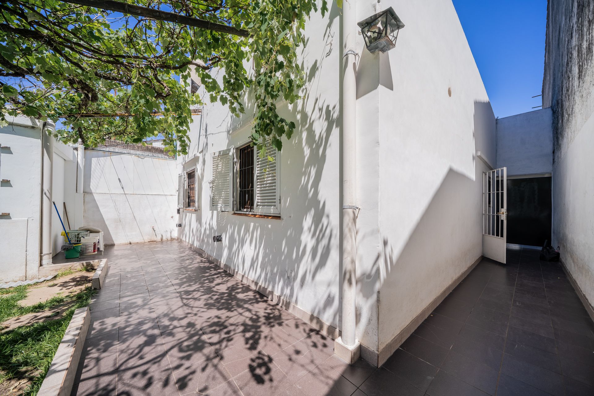 Casa Refacc. Beccar 4 Amb Jardín Galería Cochera.