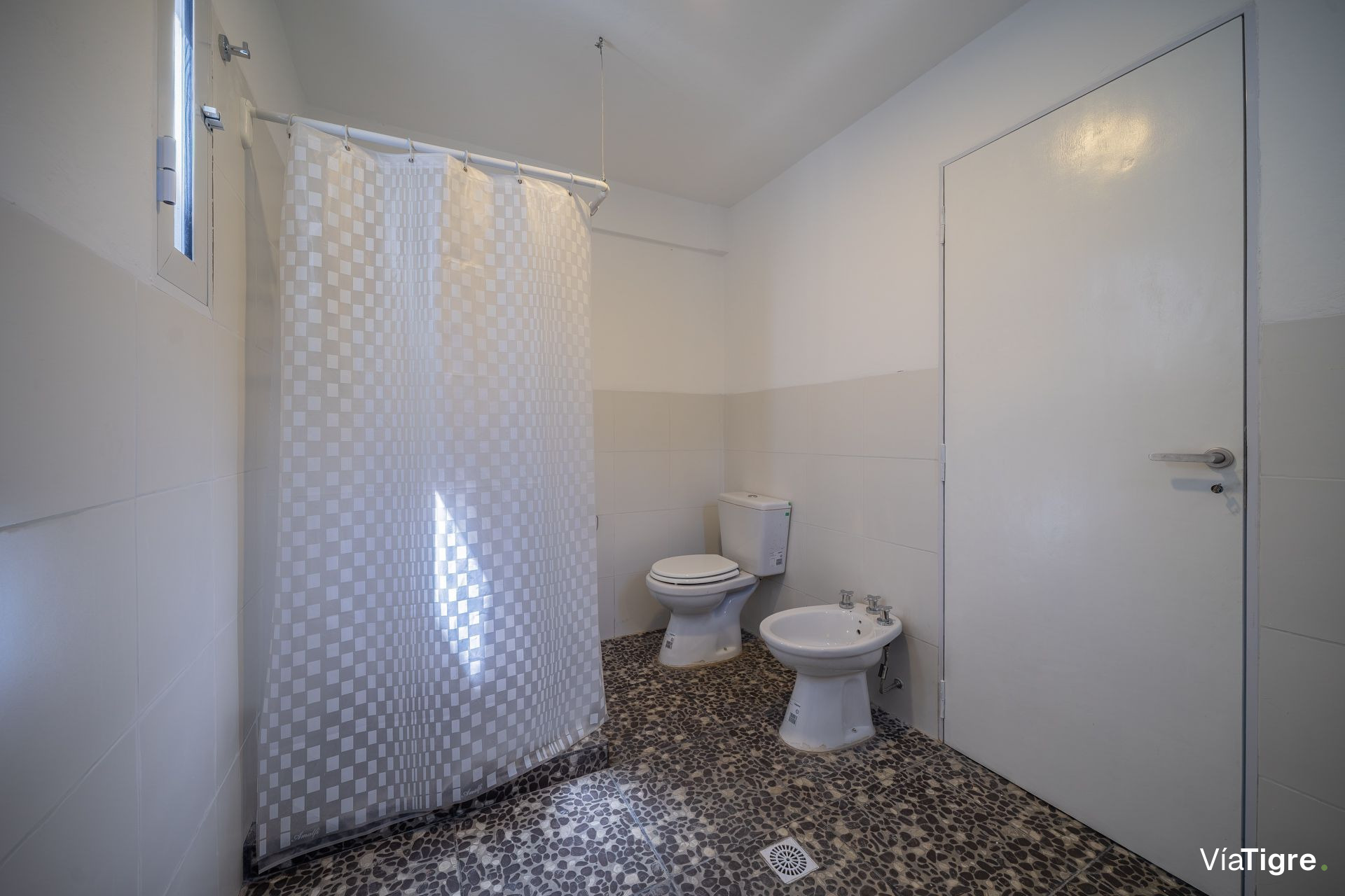 Casa Refacc. Beccar 4 Amb Jardín Galería Cochera.