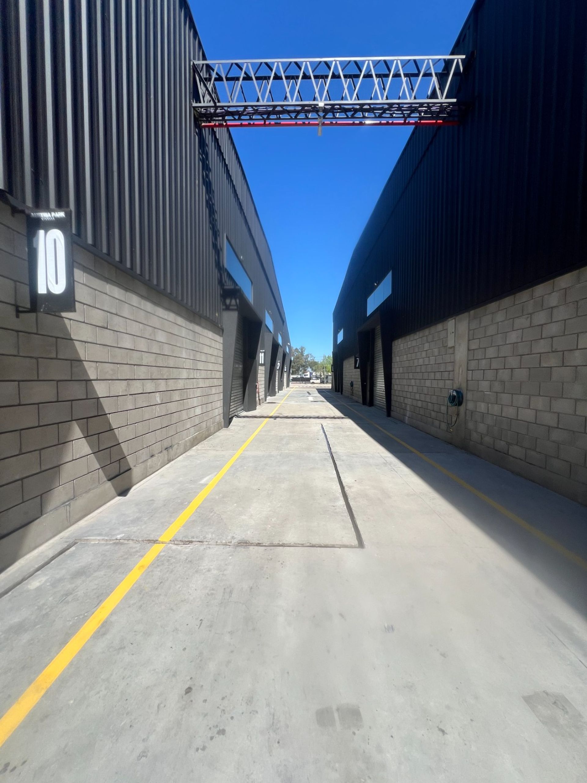 Venta Galpones Austria Park Storage -