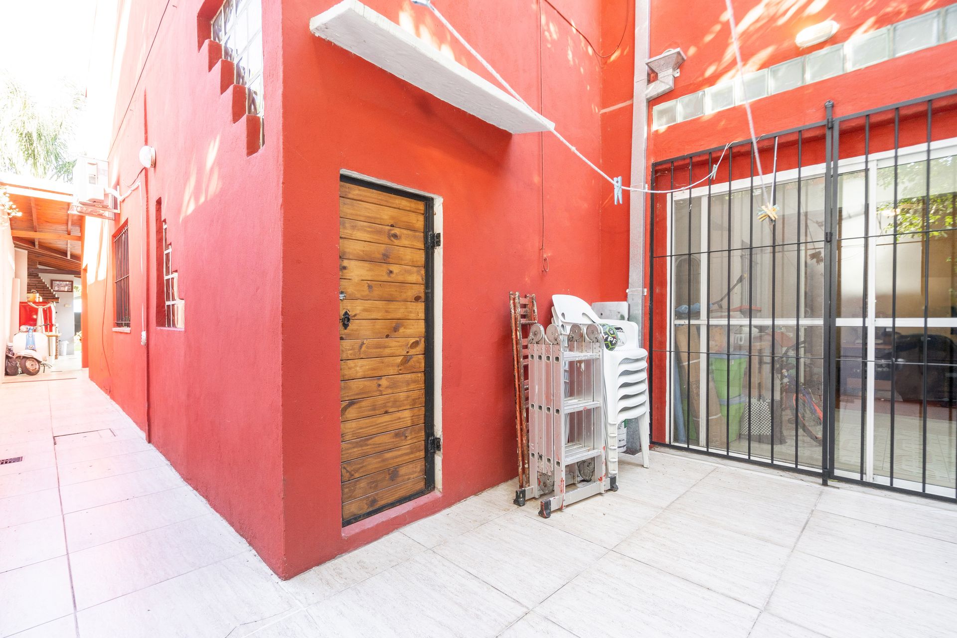 Casa En Venta Con Pileta Mas Departamento Beccar