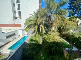 Duplex for Sale in Vicente López with Large Garden