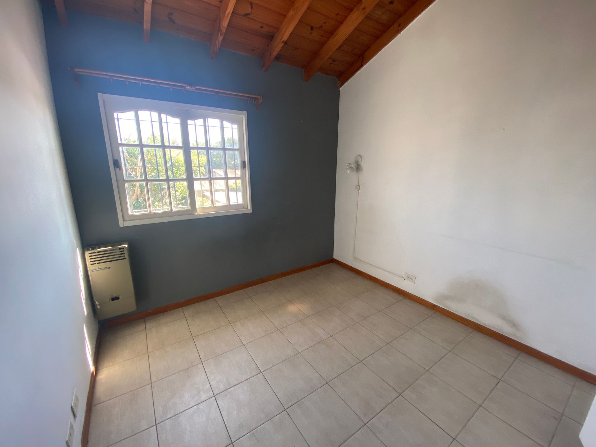 Venta Casa 5 Ambientes Con Parque- San Isidro