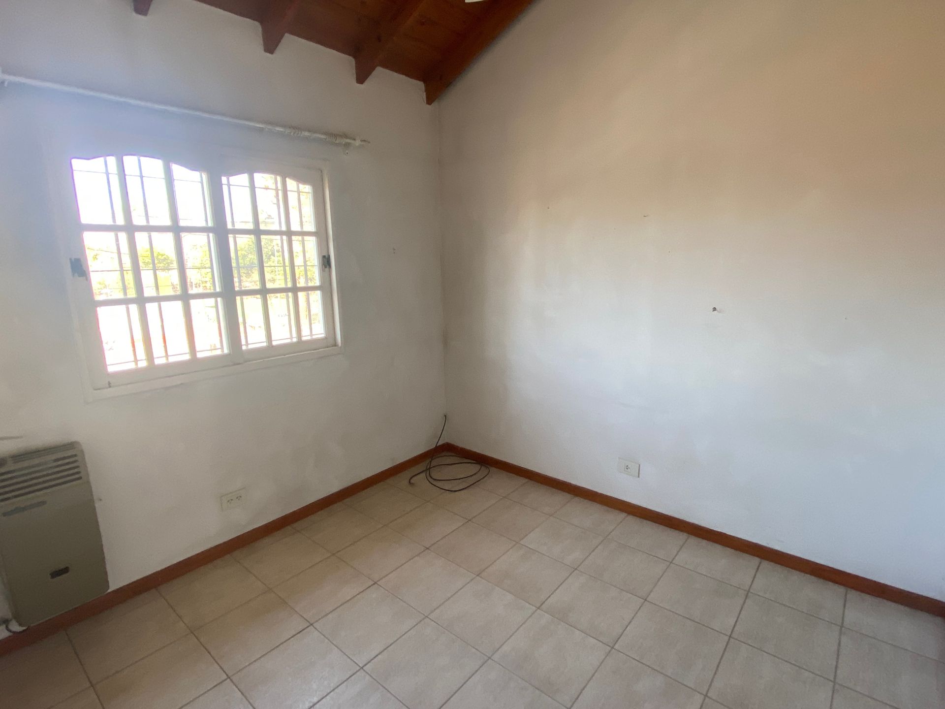 Venta Casa 5 Ambientes Con Parque- San Isidro