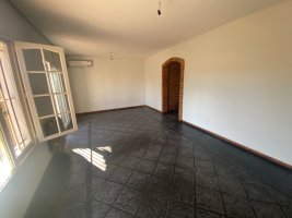 House for Sale: 5-room with Park – San Isidro