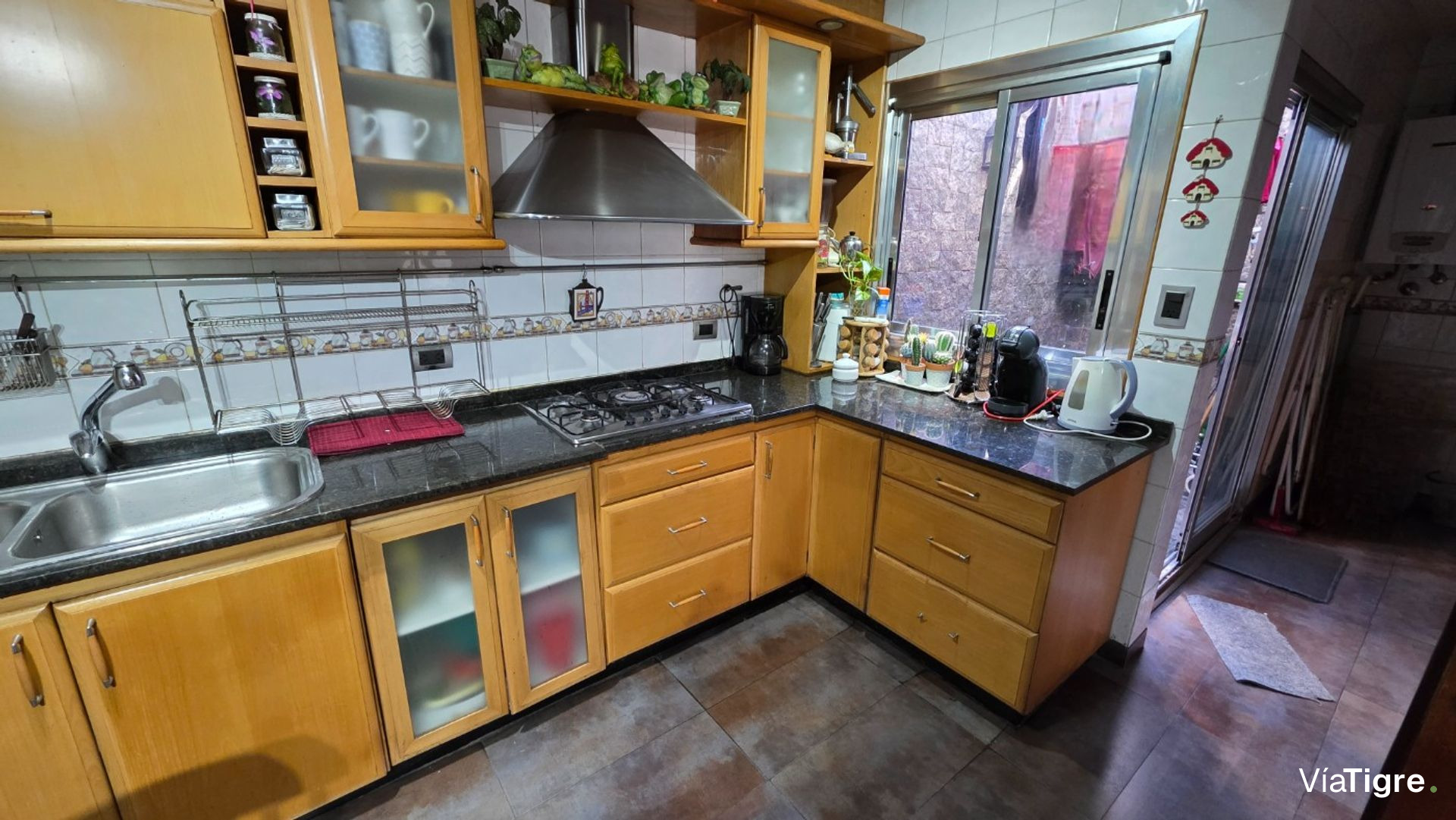 Martinez Casa Venta 5 Amb Cochera Y Jardin