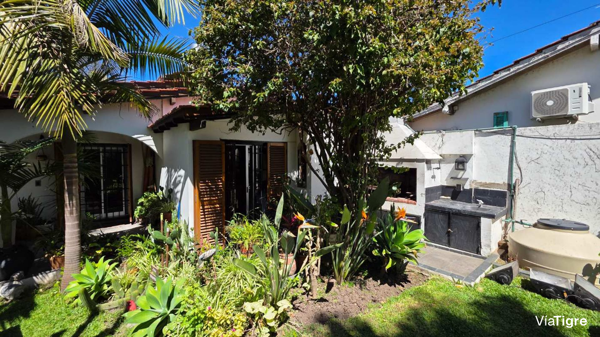 Martinez Casa Venta 5 Amb Cochera Y Jardin