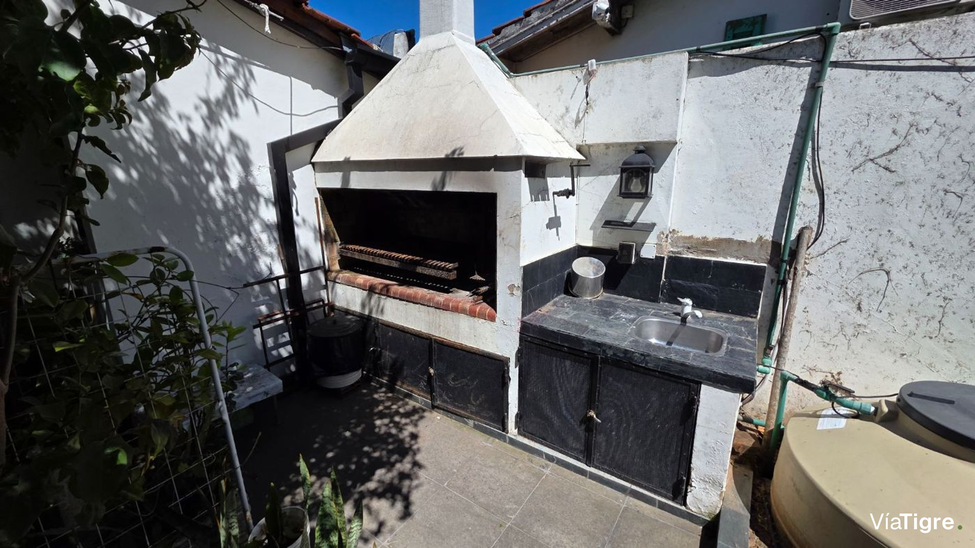 Martinez Casa Venta 5 Amb Cochera Y Jardin