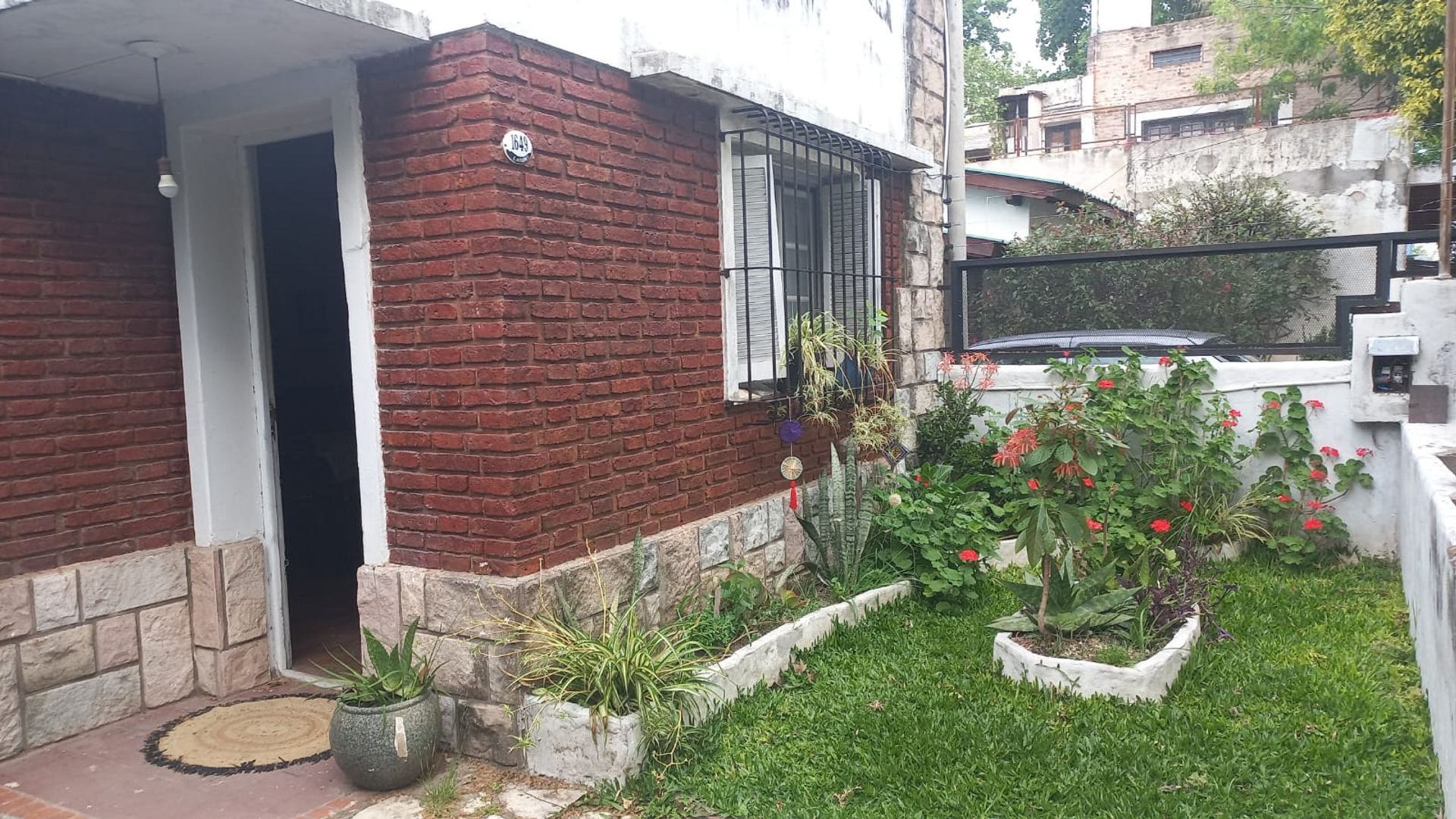 3-room House for Sale in Beccar, Backyard Pool
