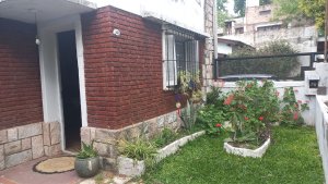 3-room House for Sale in Beccar, Backyard Pool