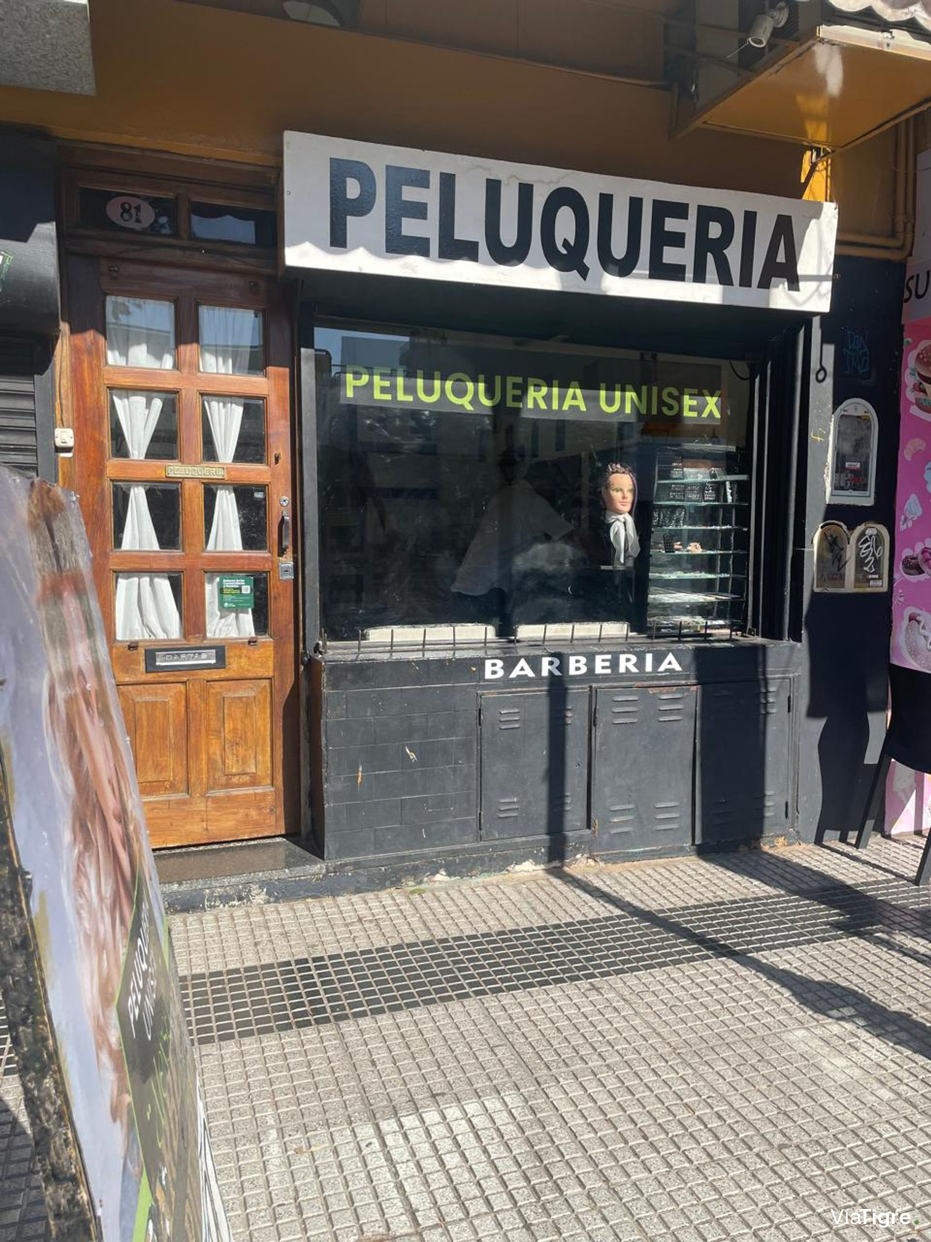 Venta Local Beccar Centro con entrepiso
