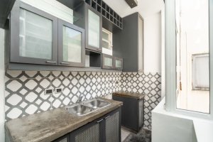 La Lucila. 3 ambientes, segundo piso por escalera.