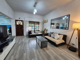 4-room house for sale with patio, covered garage, laundry, Beccar