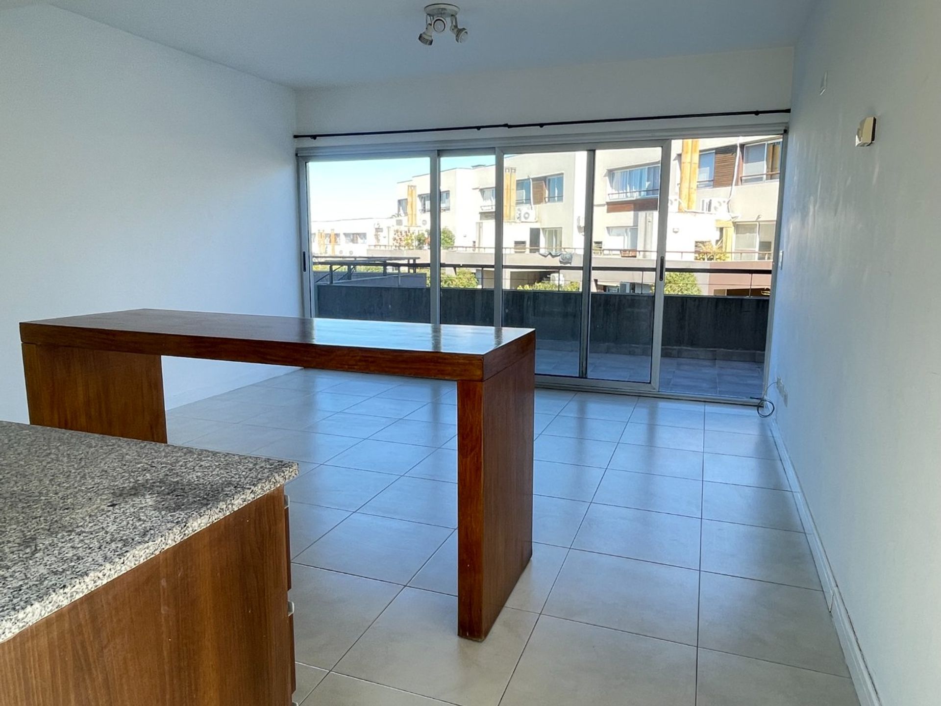 Venta Lago Escondido Nordelta Duplex 2 Amb Cochera