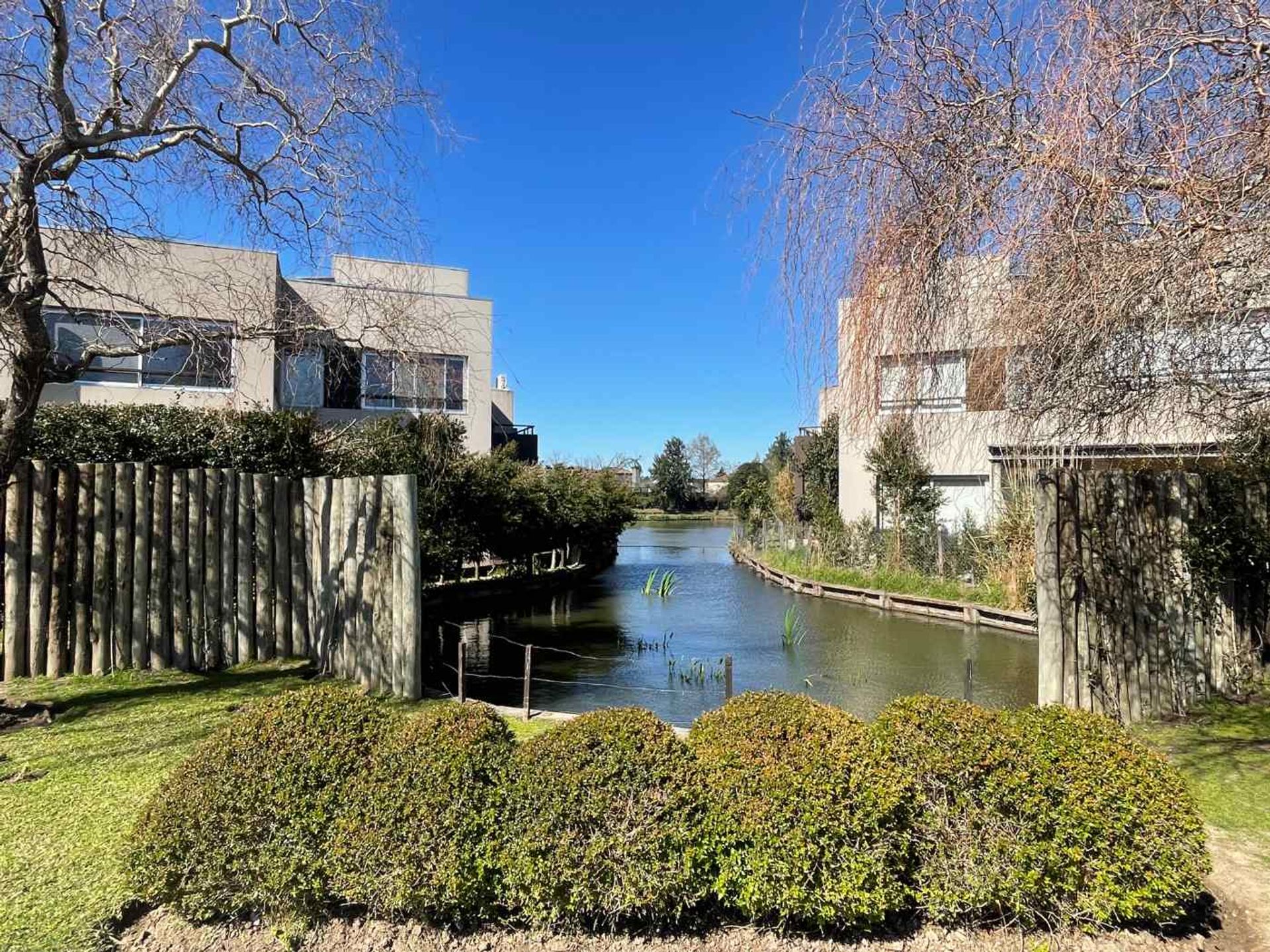 Venta Lago Escondido Nordelta Duplex 2 Amb Cochera