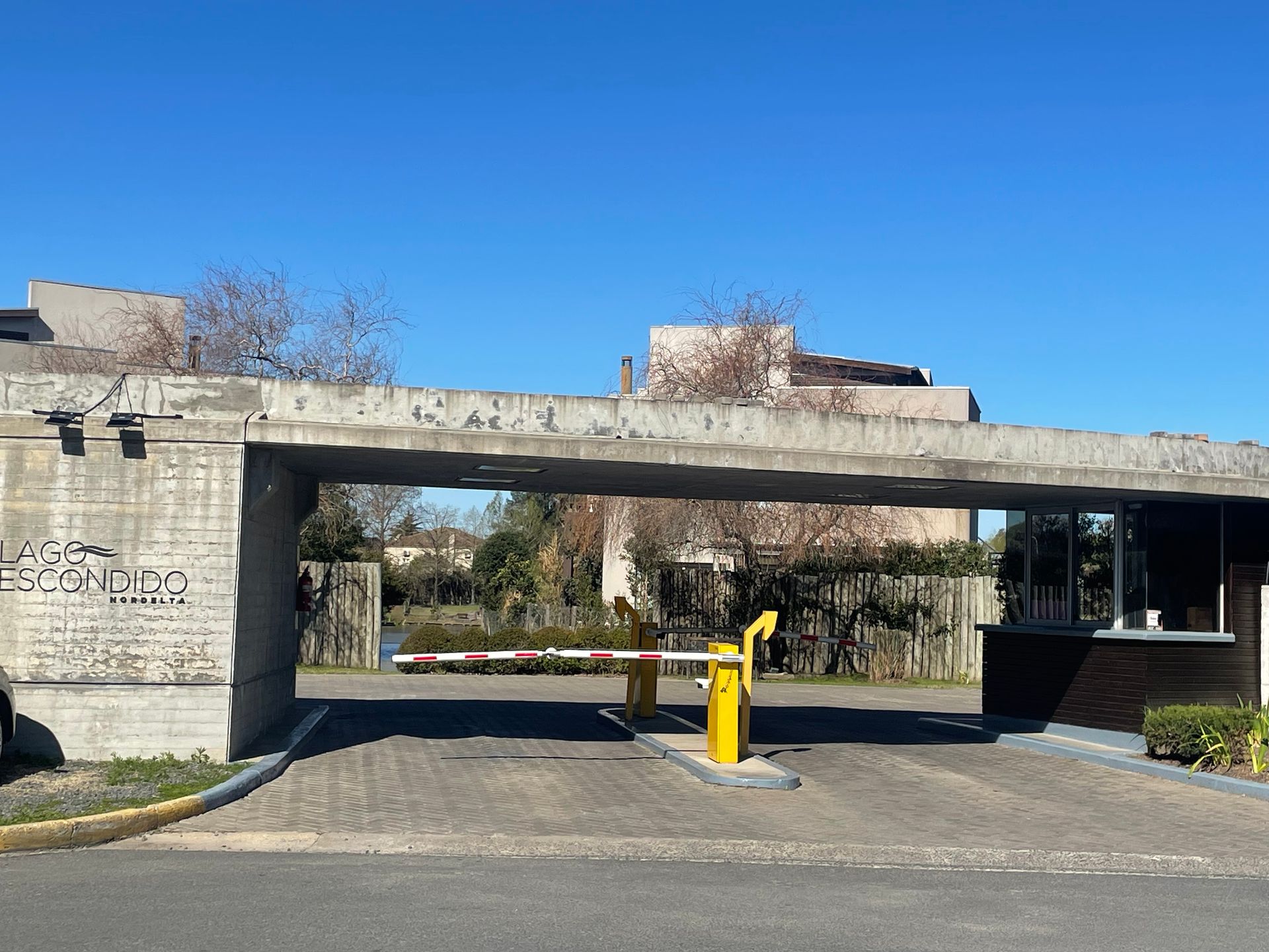 Venta Lago Escondido Nordelta Duplex 2 Amb Cochera