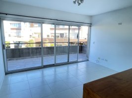 Venta Duplex 2 Amb Cochera Lago Escondido Nordelta