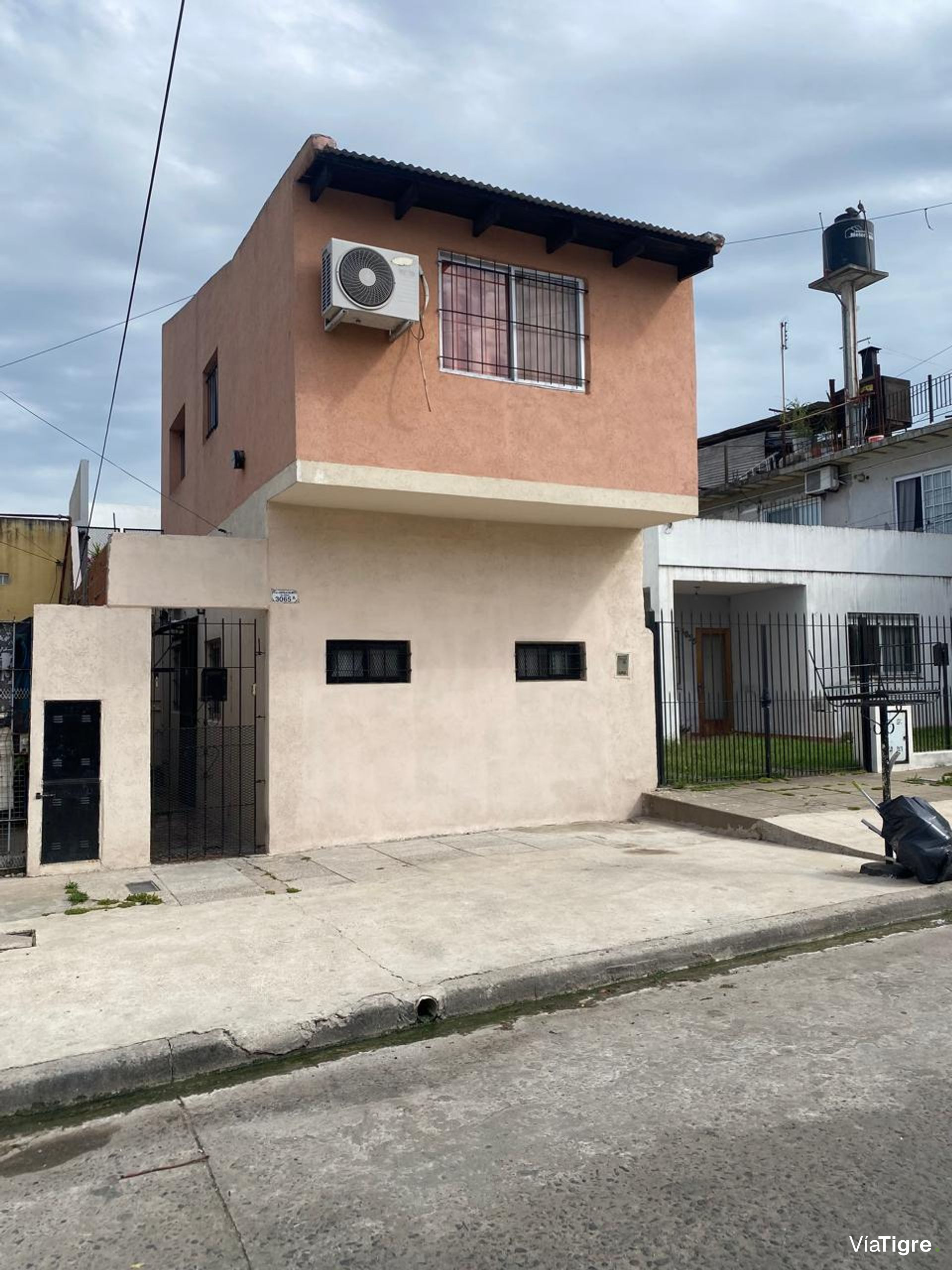 Ph En Venta En Don Torcuato 4 Ambientes Multifam