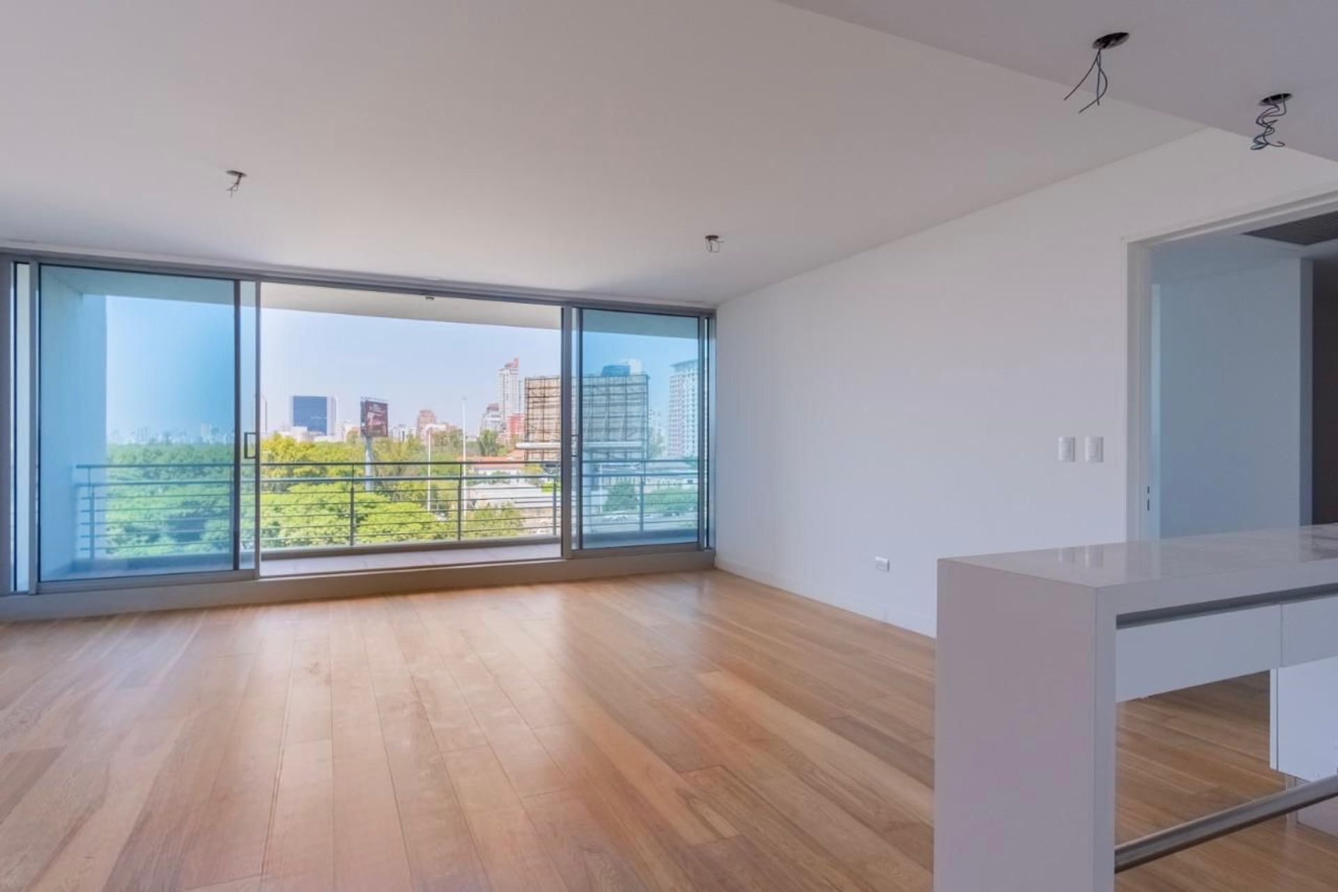 Sale 2-room Al Rio Complex with Garage