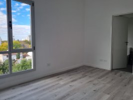 Alquiler Olivos dpto Loft 2 amb balcón cochera.