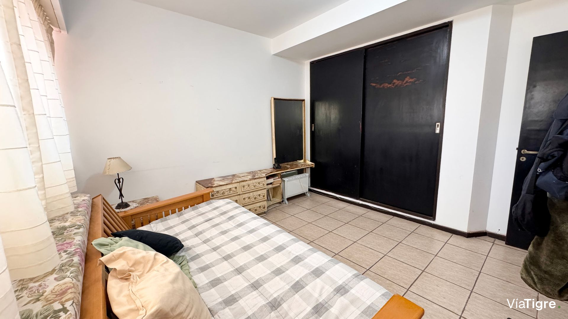 Venta Depto 3amb Olivos con balcón y baulera