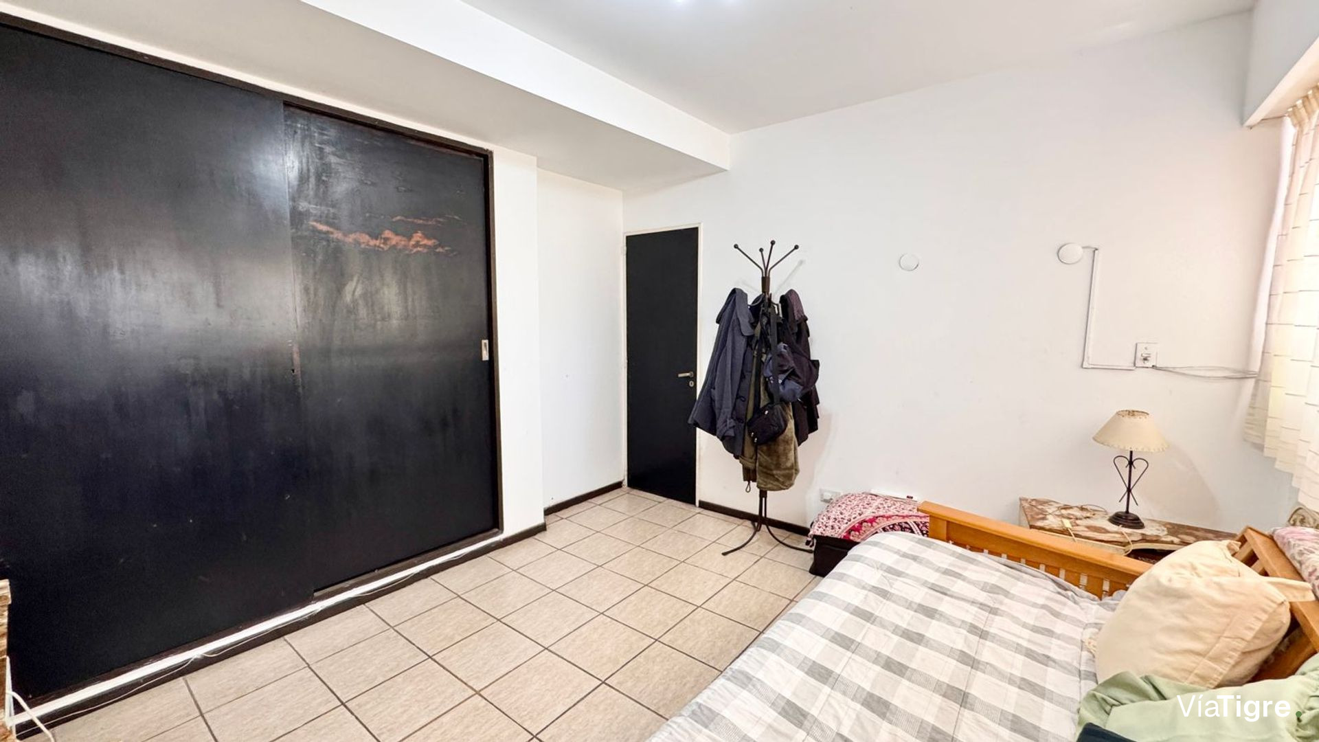 Venta Depto 3amb Olivos con balcón y baulera