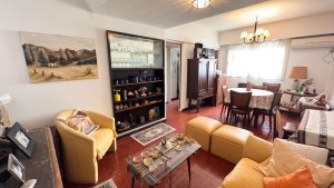 Venta Depto 3amb Olivos con balcón y baulera