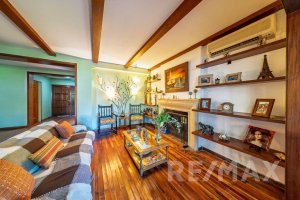 Casa 5 amb en venta San Isidro c/ jardín y pileta