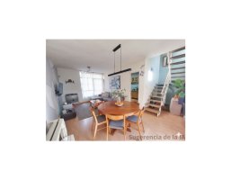 Duplex – 3 Bedrooms, 1 Bathroom – Fully Equipped Kitchen – Independent – Patio