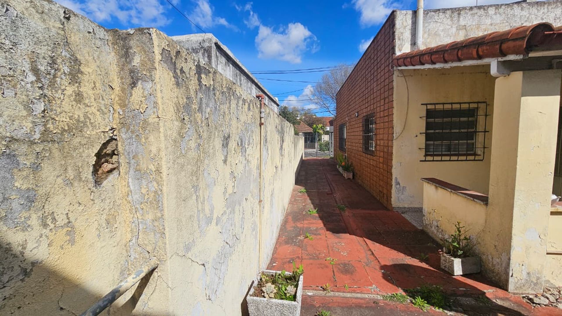 Casa en venta en Florida. A REFACCIONAR