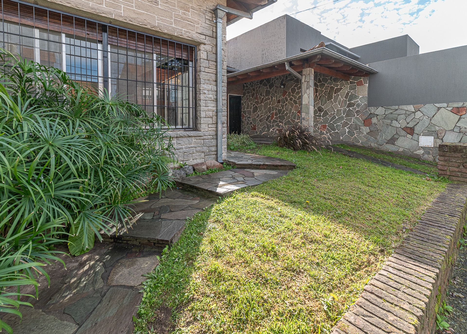 Chalet 4 rooms with garden in Olivos Golf