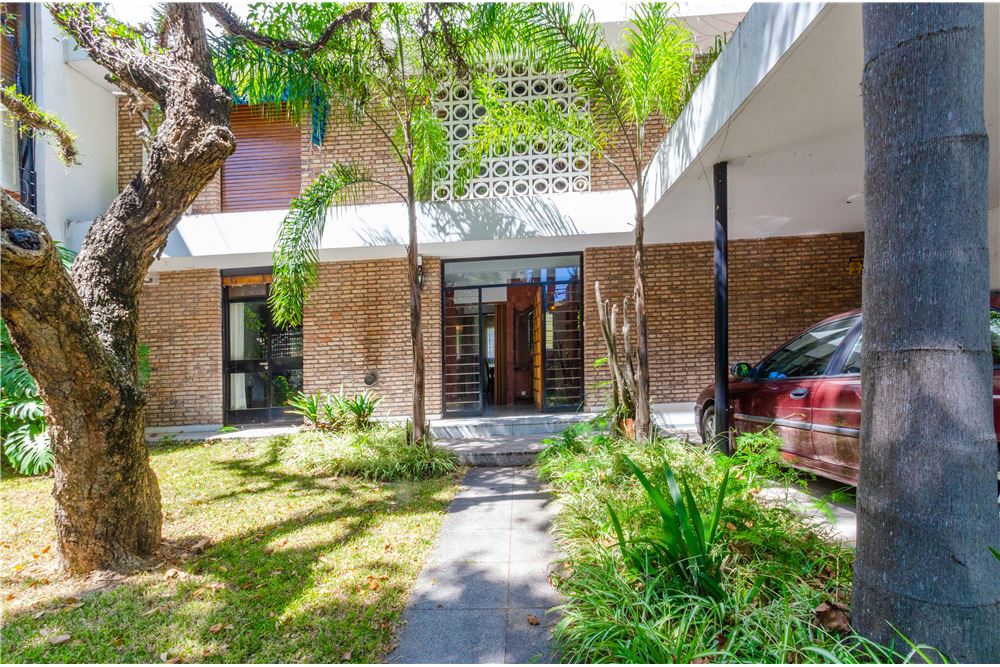 Alq. Casa Racionalista 5 amb. MARTÍNEZ SAN ISIDRO