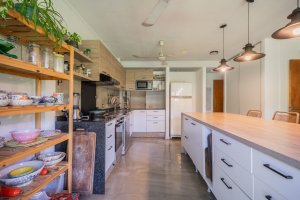 Rental: Casa Racionalista, 5 rooms, MARTÍNEZ SAN ISIDRO