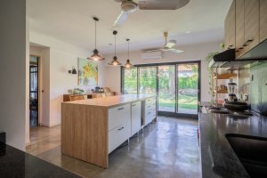 Rental: Casa Racionalista, 5 rooms, MARTÍNEZ SAN ISIDRO