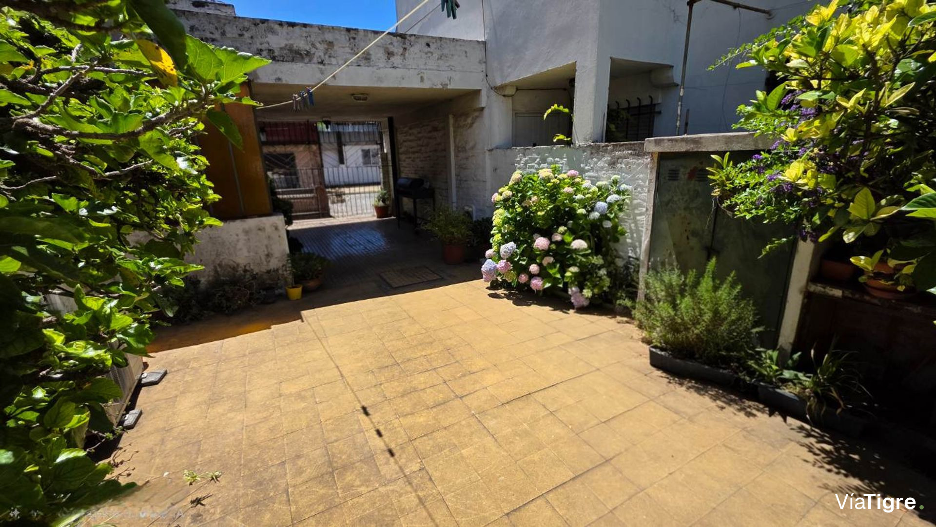 Florida Oeste Casa Venta 3 Amb Cochera Y Patio