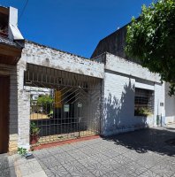 Florida Oeste Casa Venta 3 Amb Cochera Y Patio