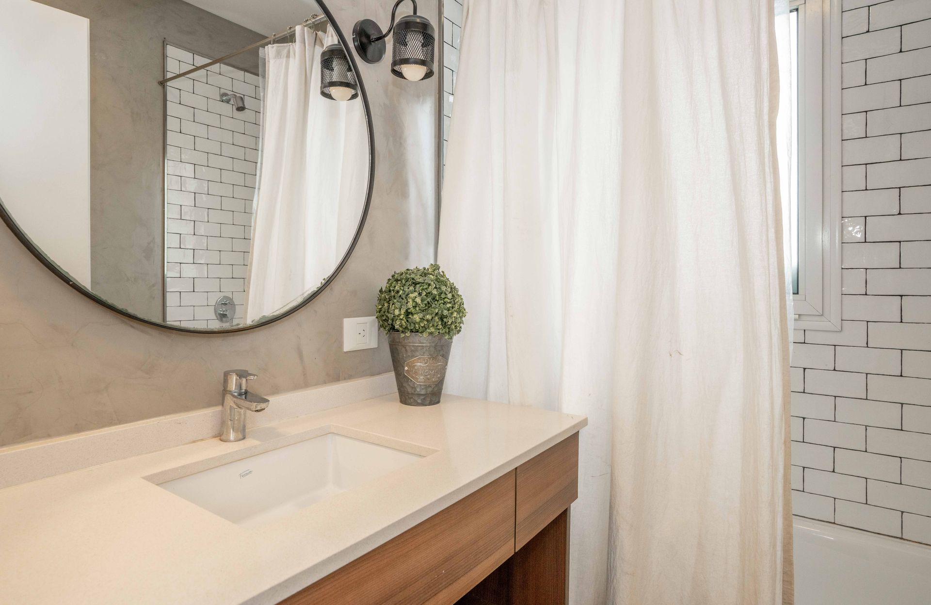 Venta casa 5 amb interno Santa Clara Villanueva