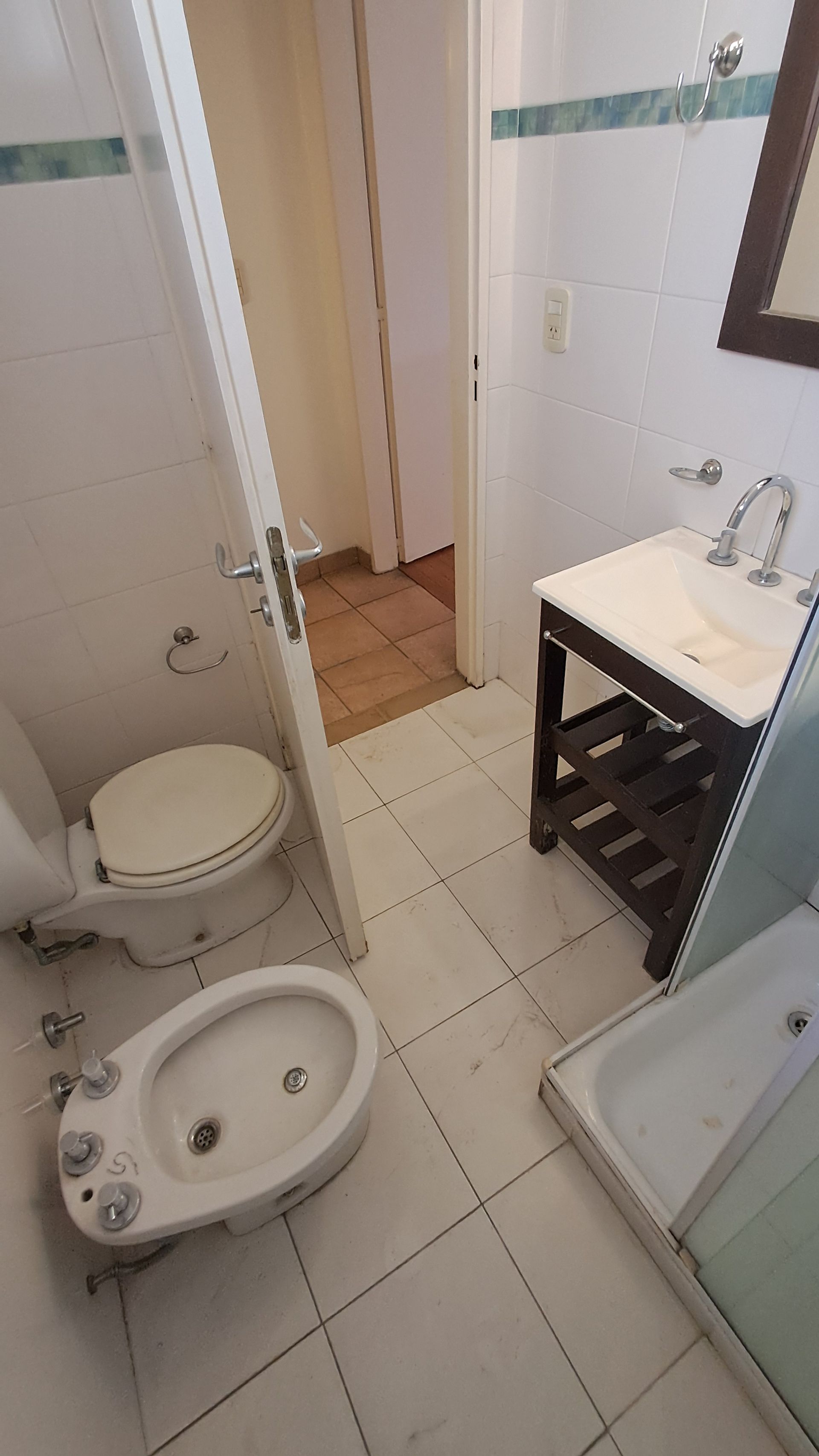Depósito y 2 PH. VENTA EN BLOCK. San Isidro.