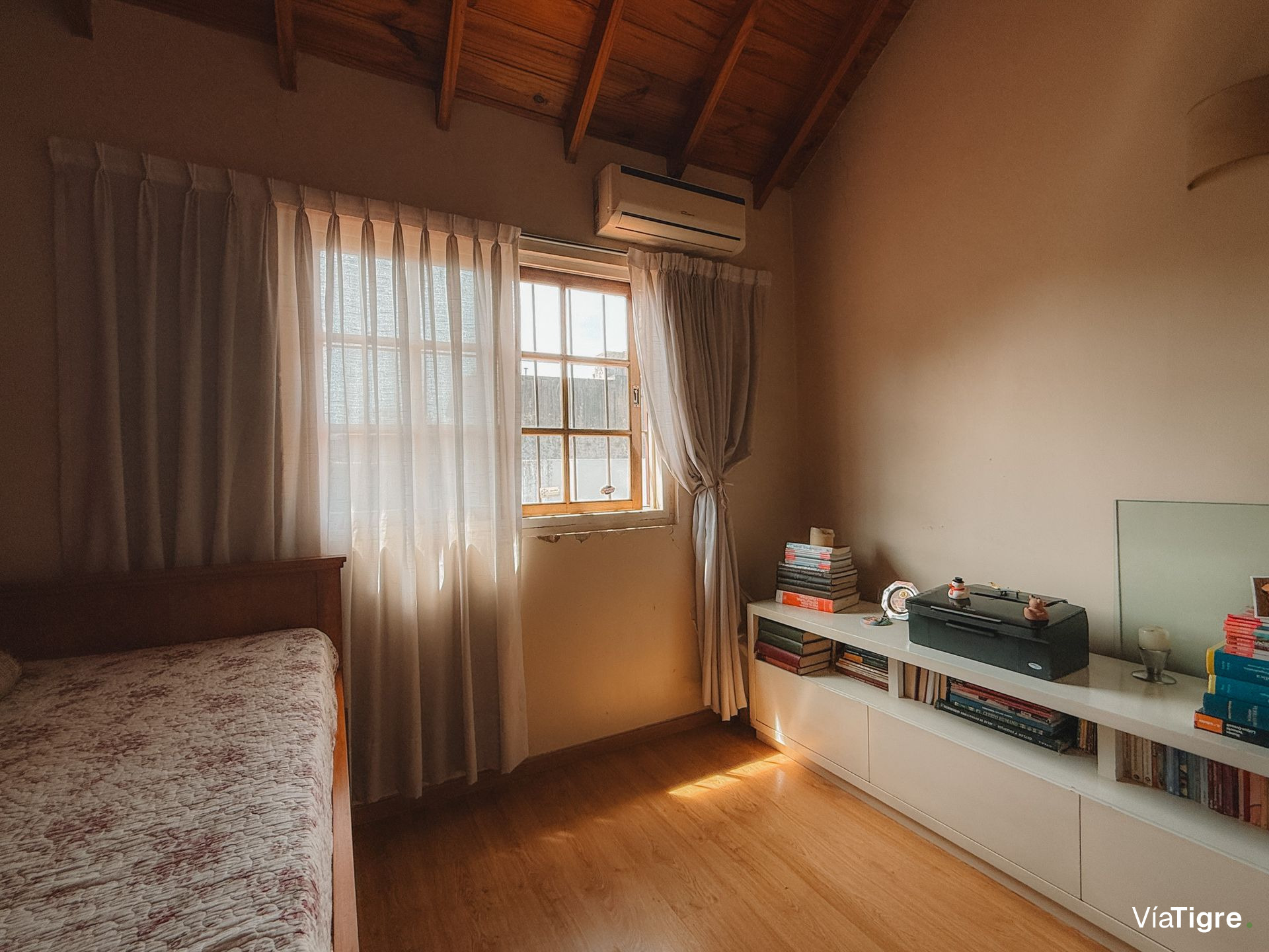 Triplex En Venta N.avellaneda 4000, Olivos